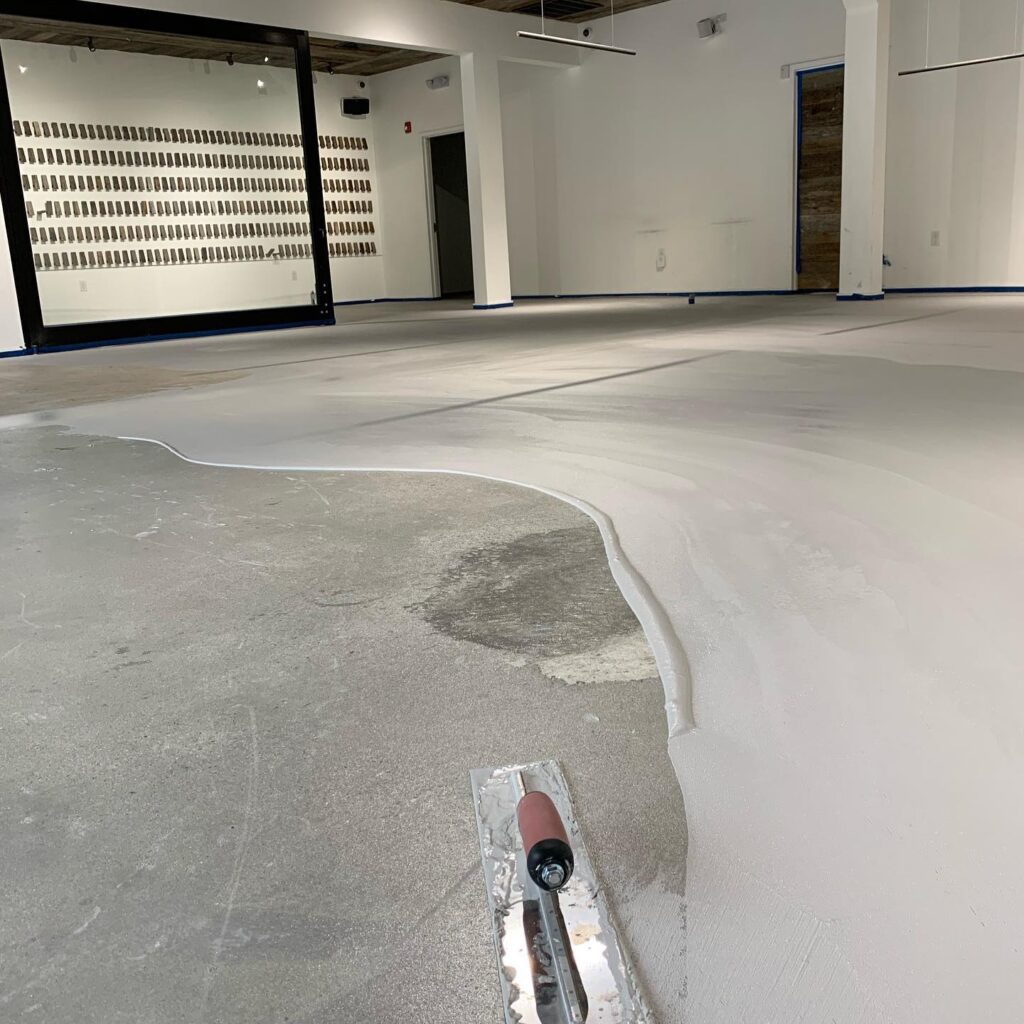 CONCRETE MICROTOPPING FLOOR